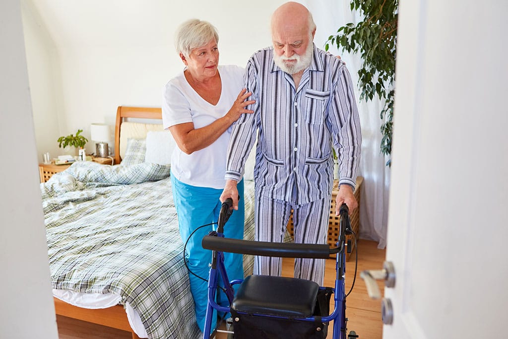 COMMENT PRÉVENIR LES CHUTES CHEZ LES PERSONNES ÂGÉES ?